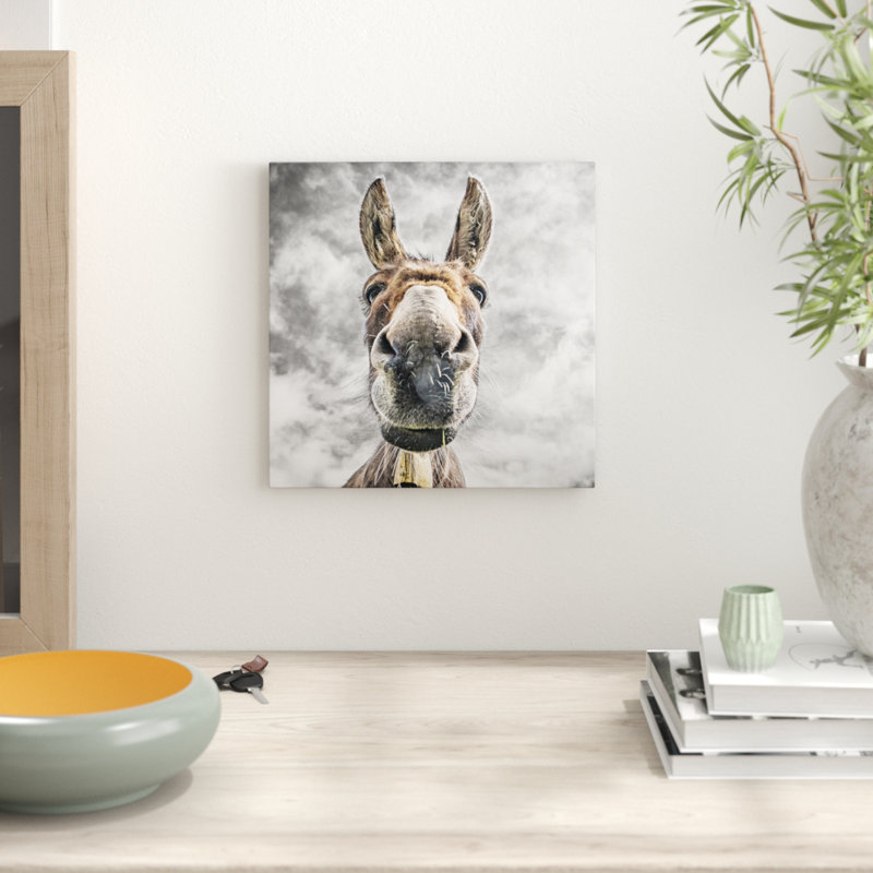 East Urban Home Leinwandbild Lustiger Esel | Wayfair.de